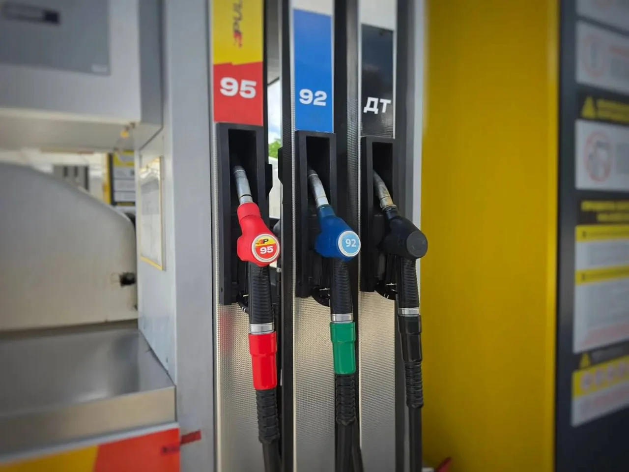 В Воронежской области решают проблемы с поставками топлива, сообщил Александр Гусев.