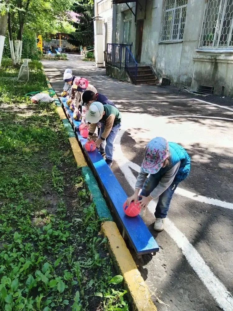 🏀Простой мяч и большое счастье🏀
Игры с мячом — это не просто весёлое развлечение, а мощный инструм