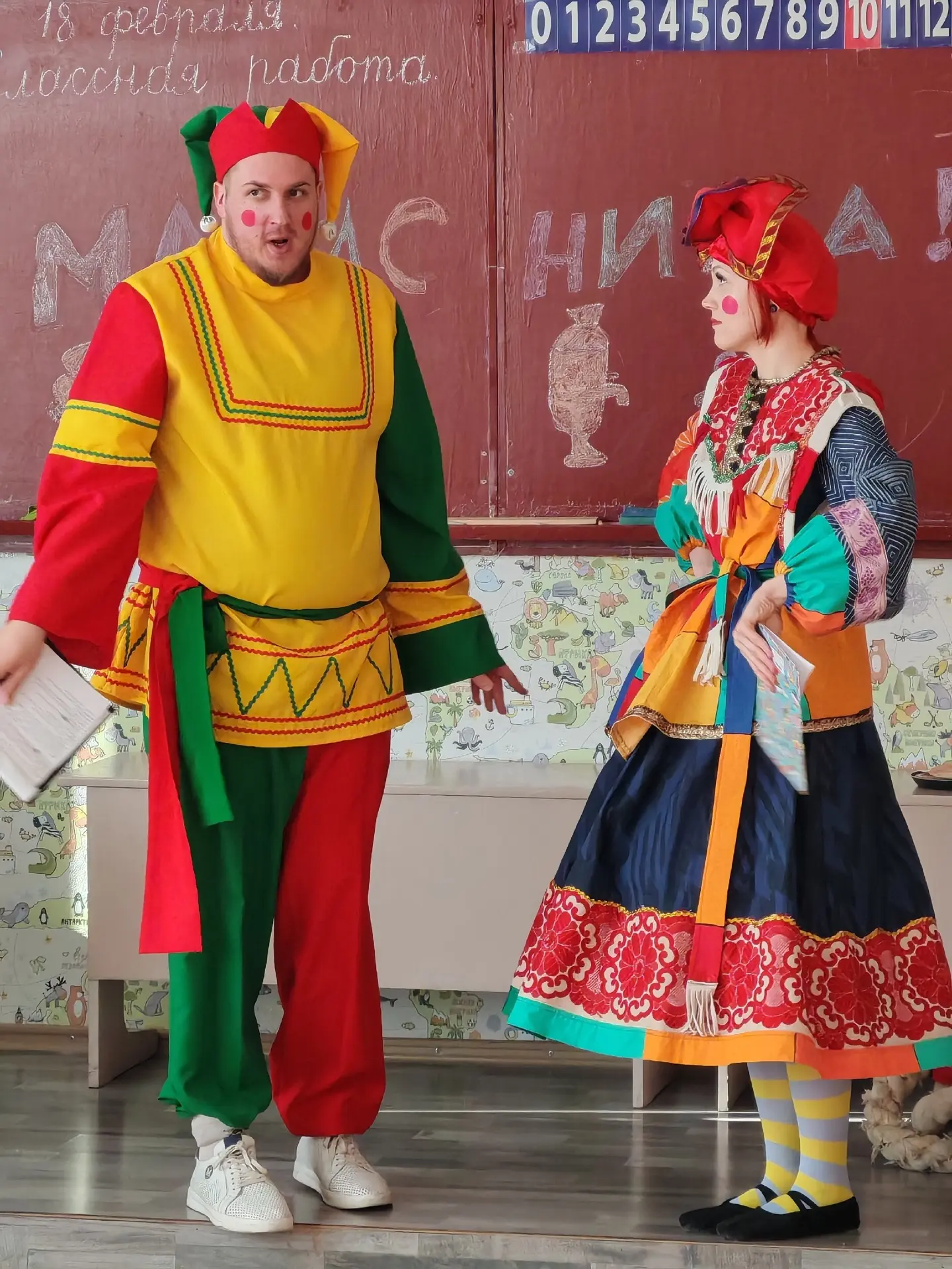 🥞Как мы праздновали Масленицу в классе!🥞  2б  класс с размахом отметил Масленицу — яркий, весёлый и 