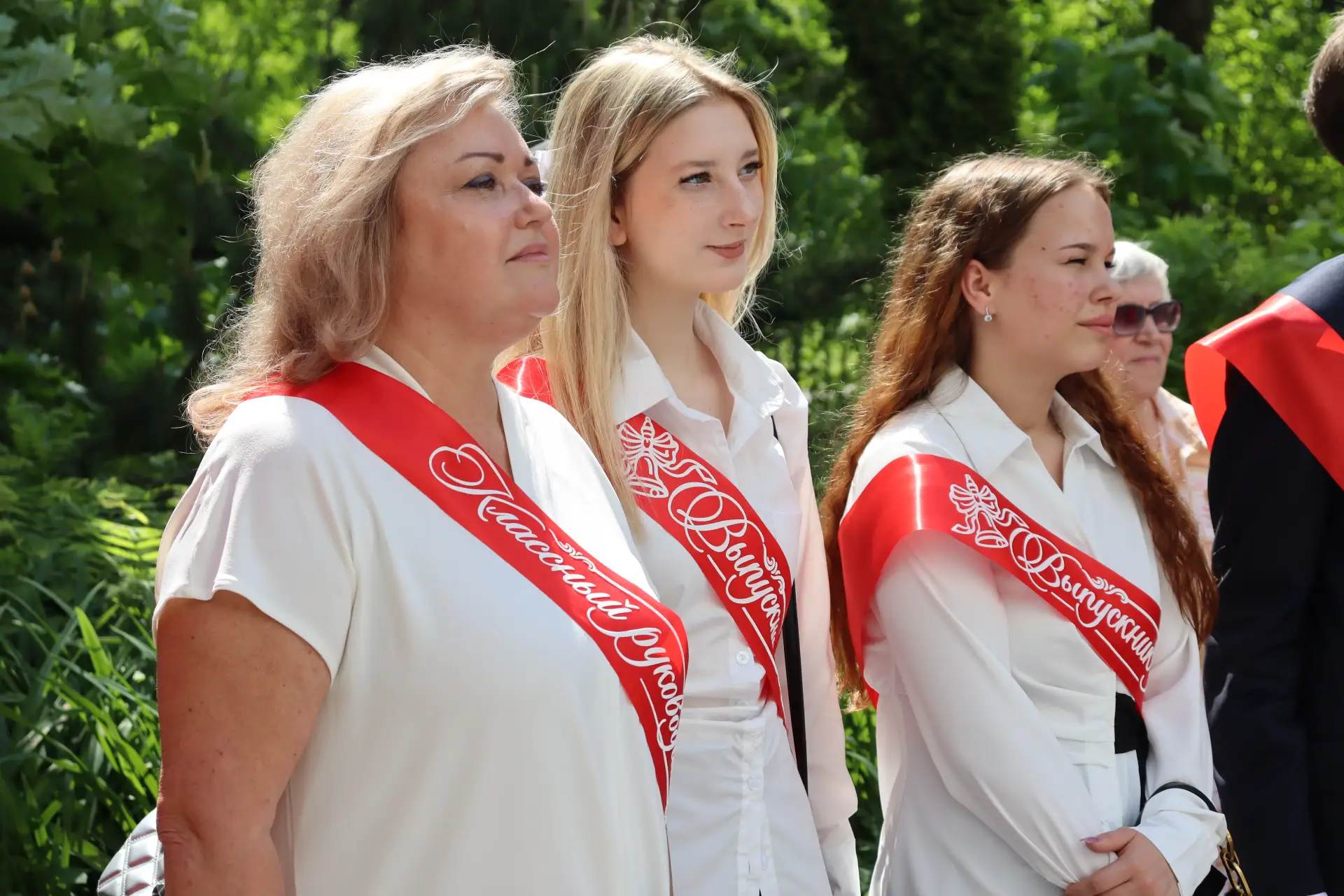 Звонок, который звучит в сердце всю жизнь  🔔 Самый трогательный звонок, который каждый выпускник слы