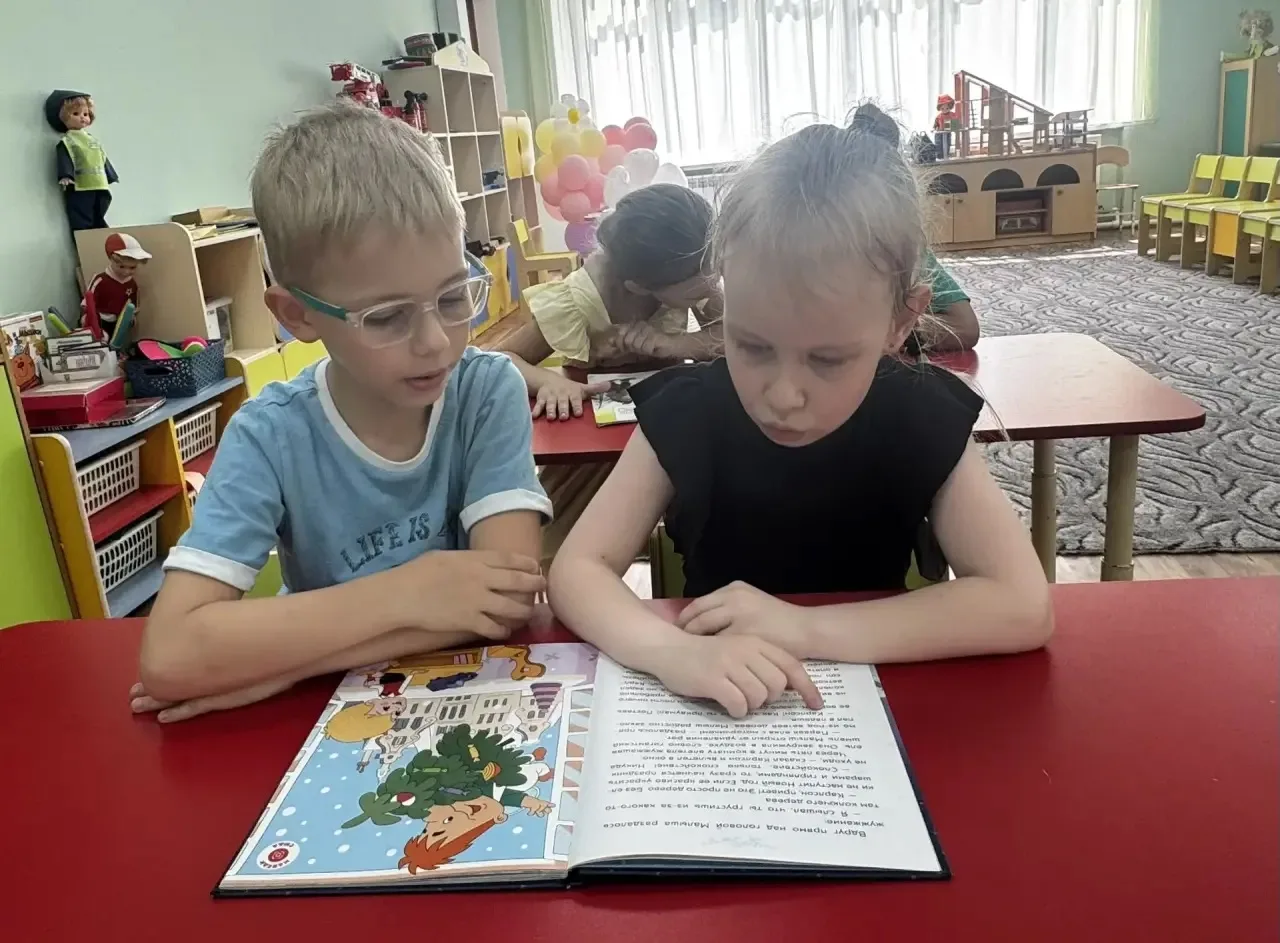 В рамках реализации проекта "Предшкола: стандарт детского сада" на тематической неделе "Книга - лучш