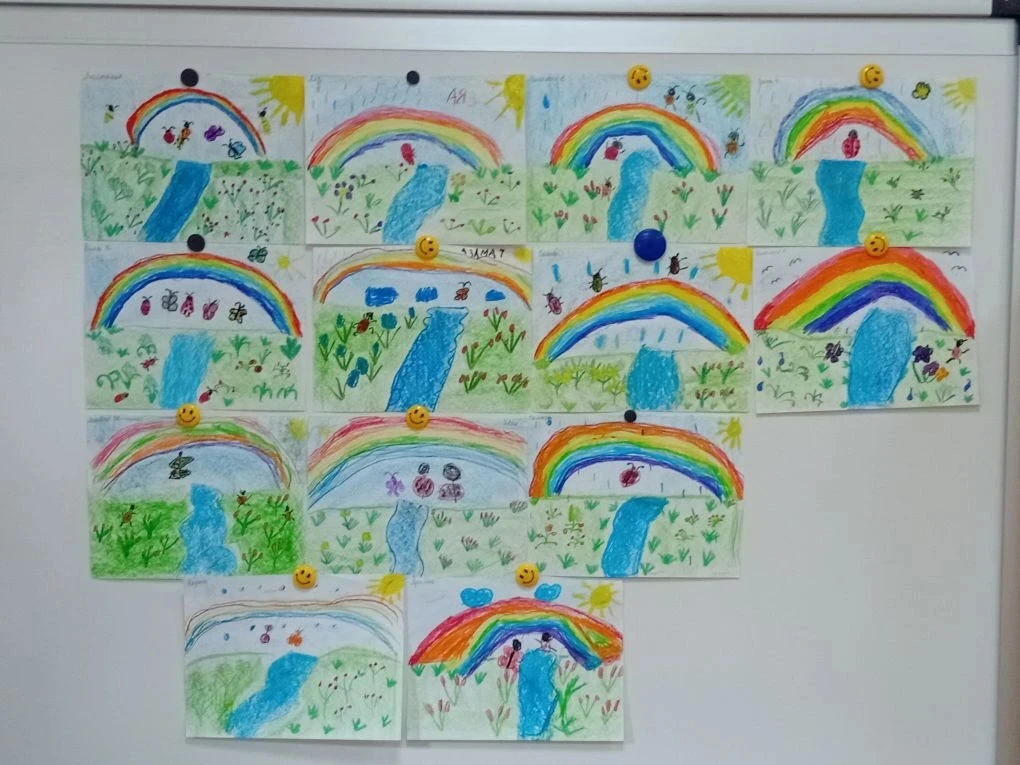 🏖️ДОЛГОЖДАННОЕ ЛЕТО
🌼Подготовительная группа "Ромашка"
👋Воспитатели: Ольга Сергеевна 

🖌️В групп