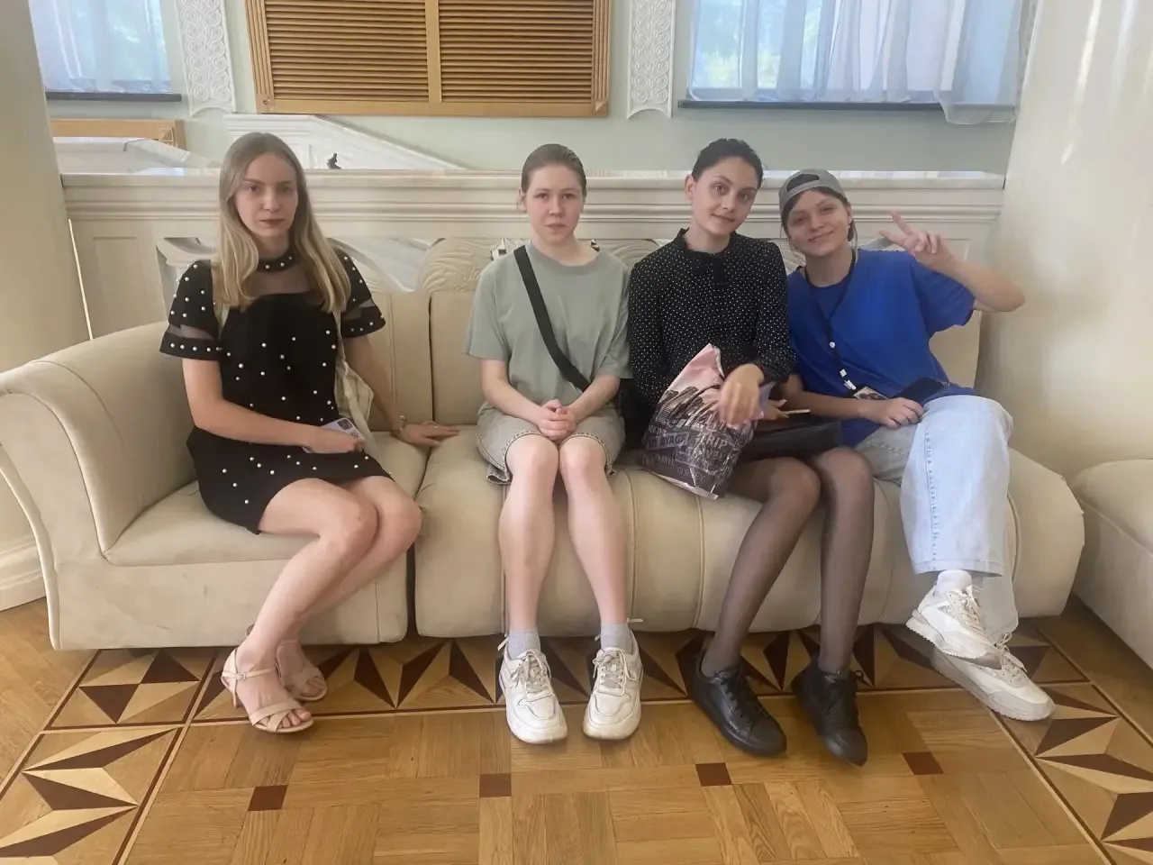 🎭 «Обломов» глазами десятиклассников: скучно не было!

Ученики 10 «Б» разрушили стереотип о том, чт