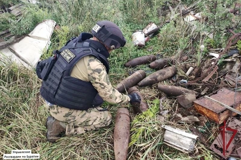 💣 Восемь артиллерийских снарядов нашли во дворе заброшенного дома в Улан-Удэ