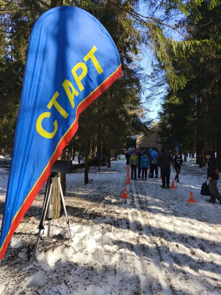 Мы - команда... И снова гостеприимный лесопарк «Шишкин Лес» принимает у себя соревнования по спортив