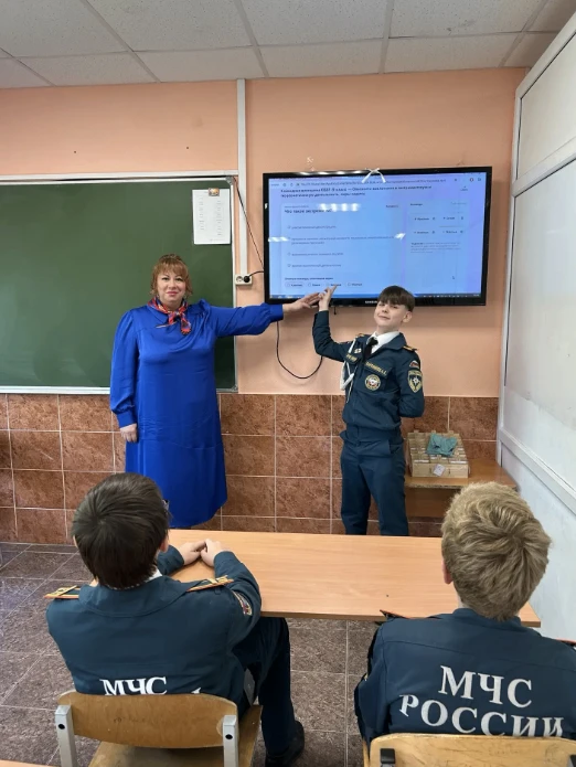 В рамках учебного предмета «Основы безопасности и защиты Родины» учитель Е.М. Графова провела с обуч