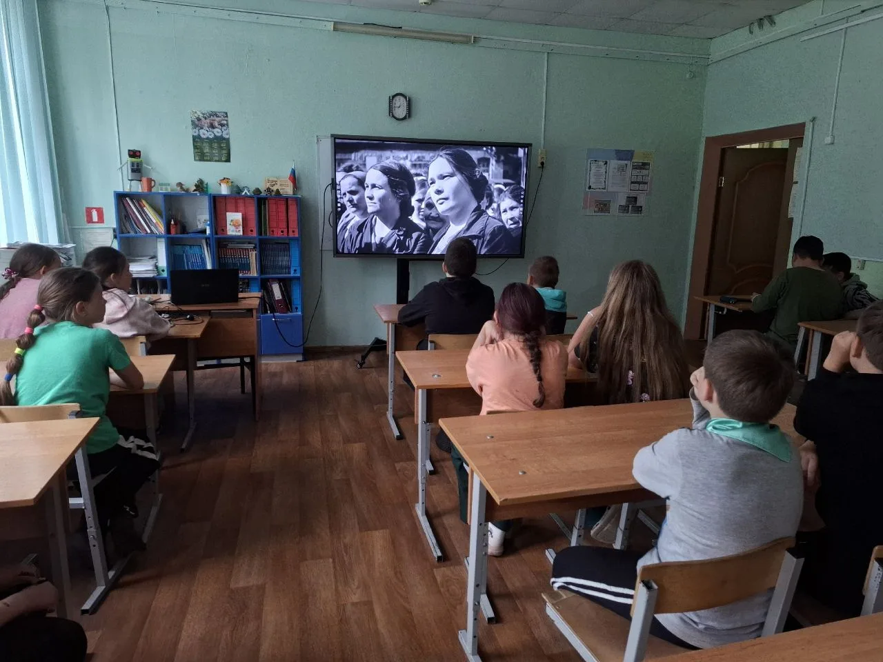 22 июня День памяти и скорби.
Ребята из Летнего лагеря посмотрели тематический ролик "Минута молчани