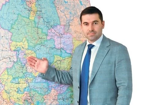А ведь есть еще поселки и деревни на Урале, до которых не дотянули газопровод. Какие на...