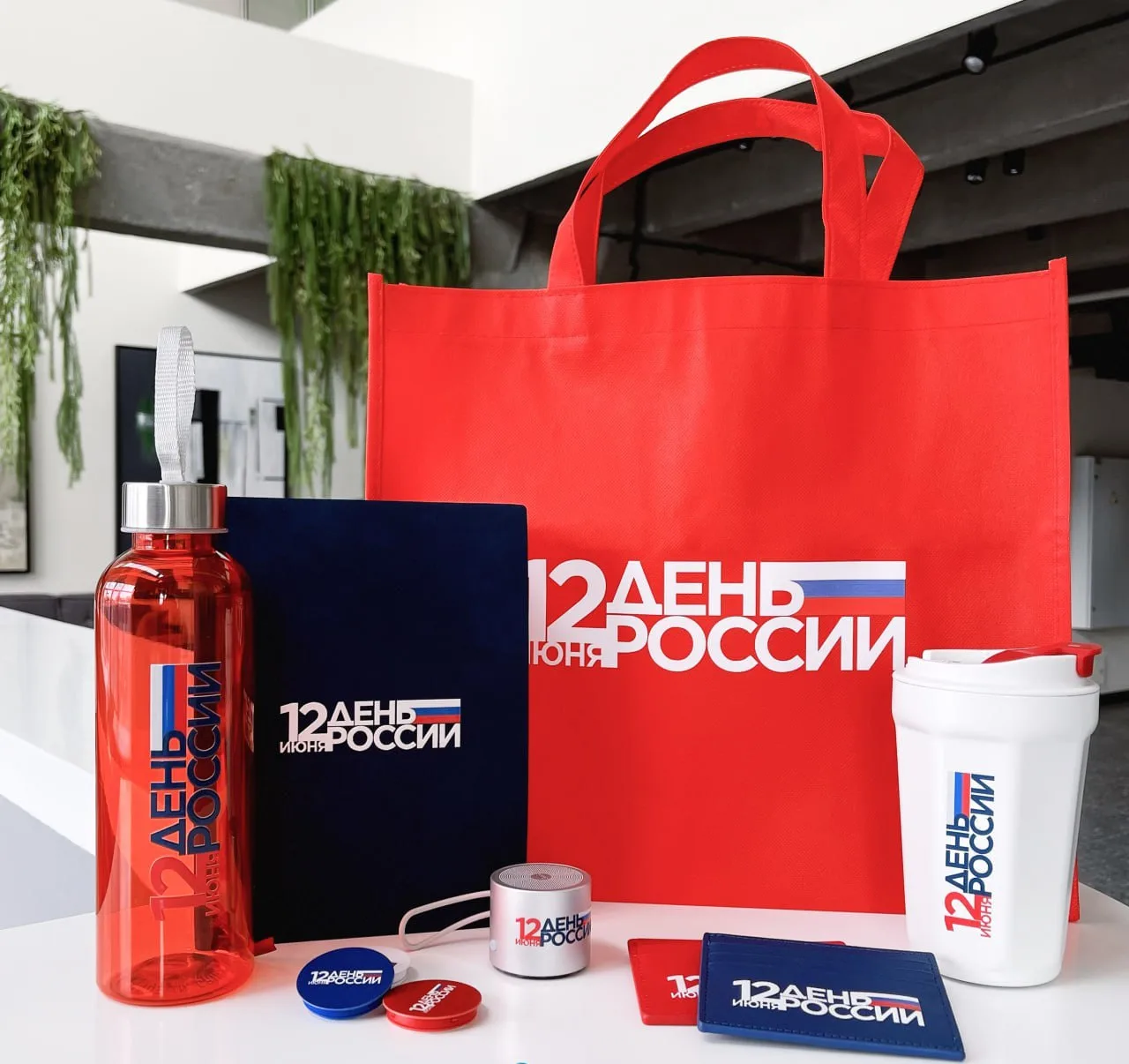 Показываем только то, что делаем сами.