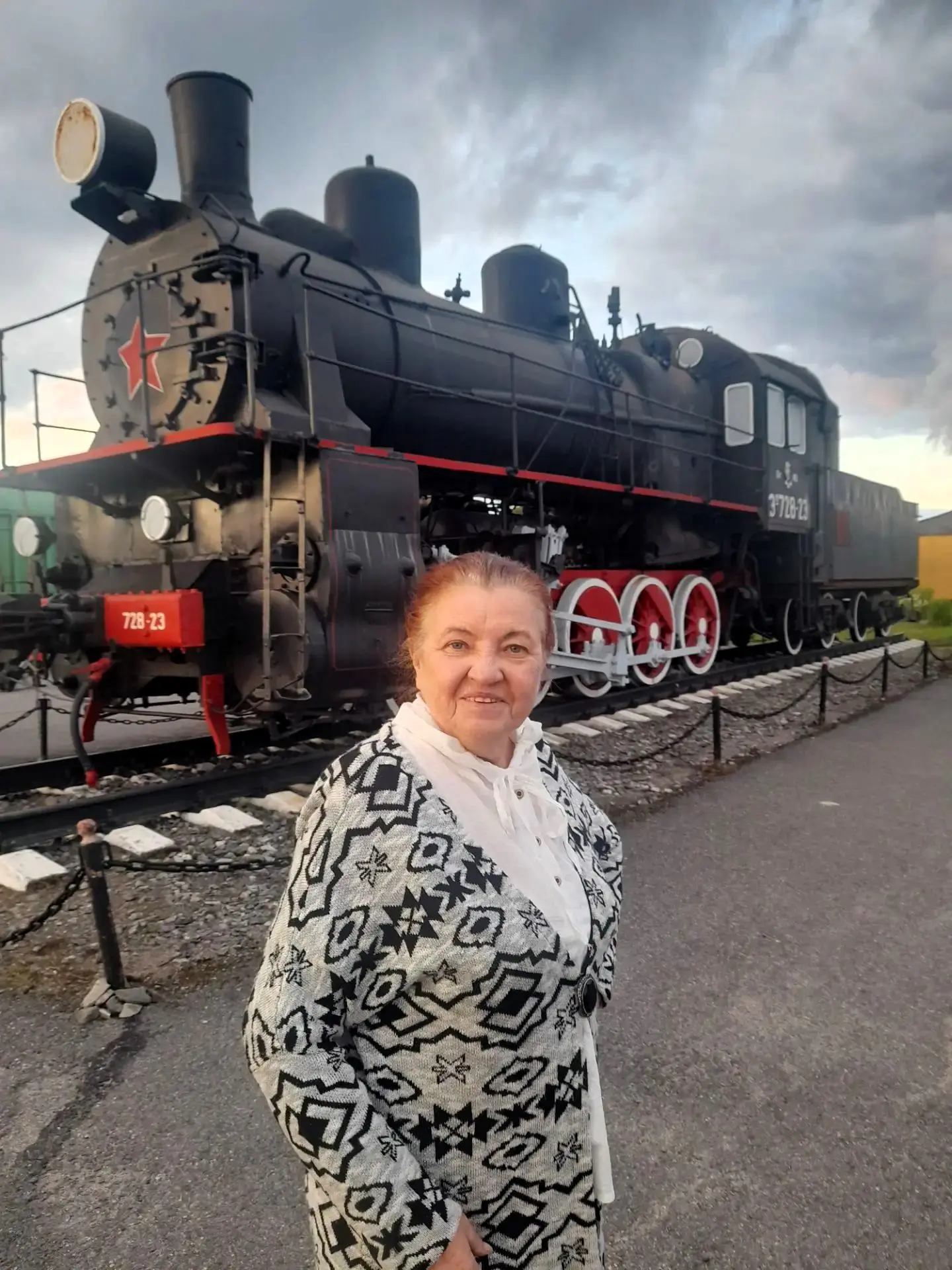 ✨ГДЕ ВЫ БЫЛИ МЫ РАССКАЖЕМ, ЧТО ВЫ ВИДЕЛИ - ПОКАЖЕМ✨

✨НА ПСКОВЩИНЕ✨

Даже малые места древний Псковщ