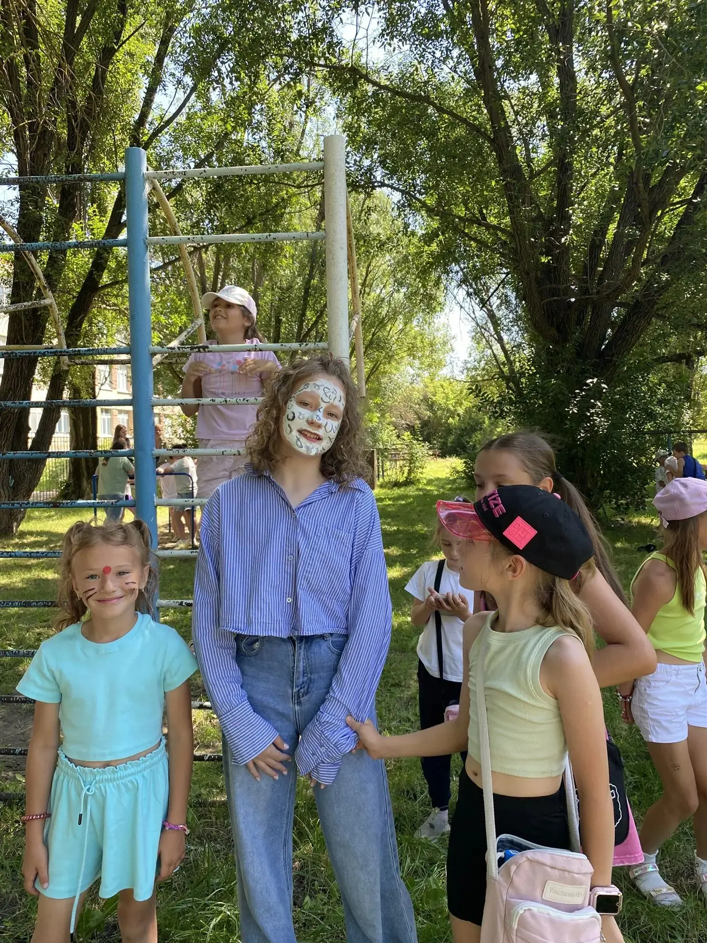 🎉 «Зов джунглей»: приключение состоялось! 🎉
В нашем лагере ребята отправились в настоящее путешест