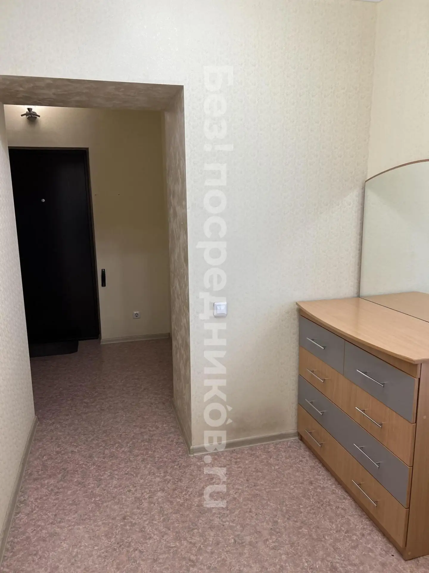 Сдам без посредников: 2-комнатная квартира, 58м² Цена: 35000 Адрес: Барнаул, Индустриальный р-н, 65 