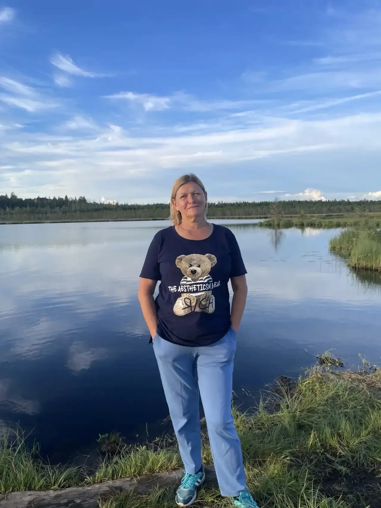 ☀️ Лето в самом разгаре! Время каникул, отпусков, спелых ягод и долгих прогулок. Пока город немного 