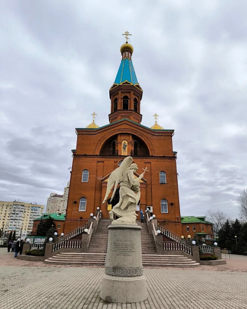 🏛 Храм Рождества Христова
#Краснодар

📌 В 1995 и 2005 годах храм посещал Святейший Патриарх Москов
