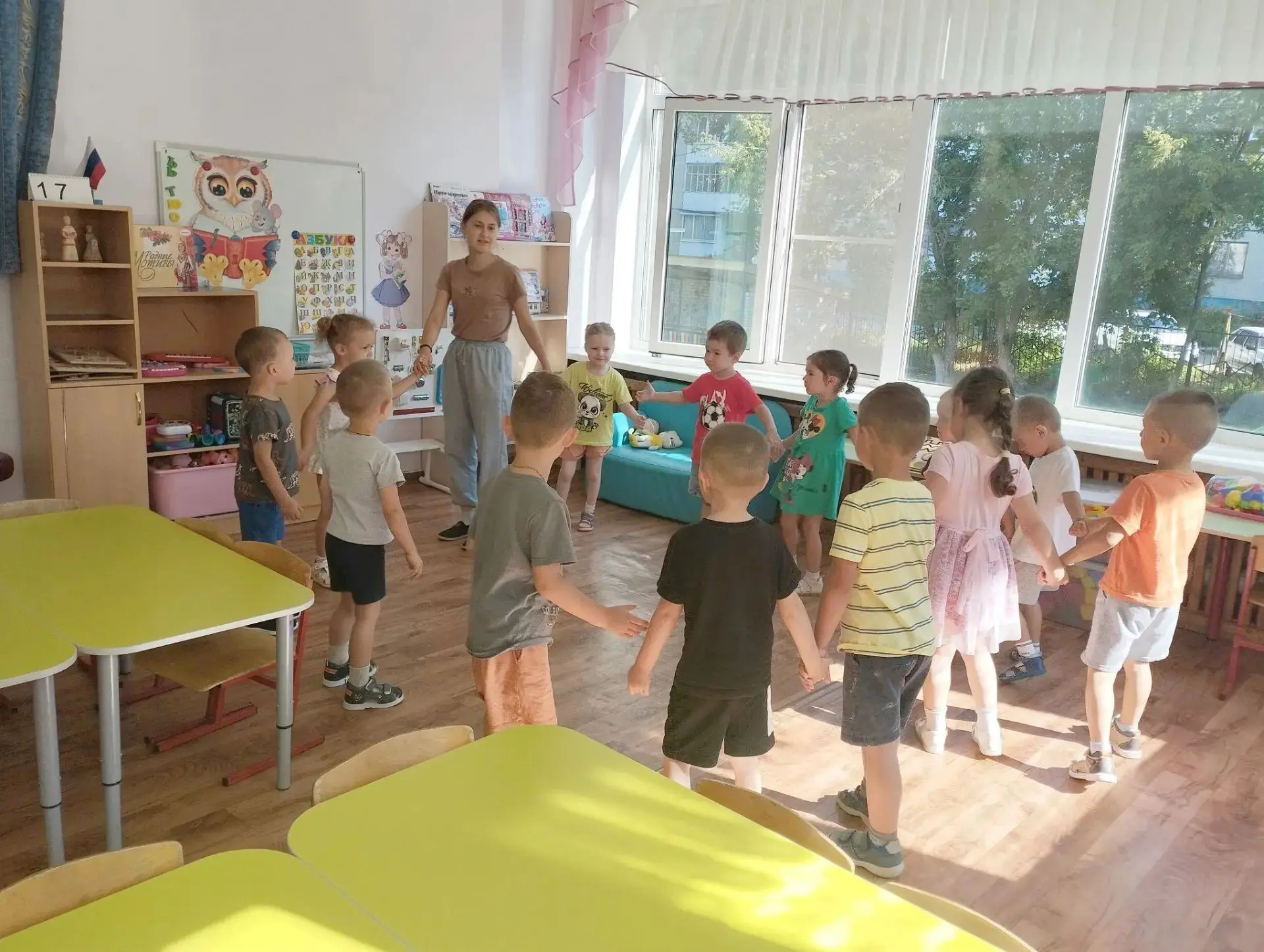 В День любимых игр дети младшей группы "Вундеркидны" превратились в озорных утят! Под весёлую музыку