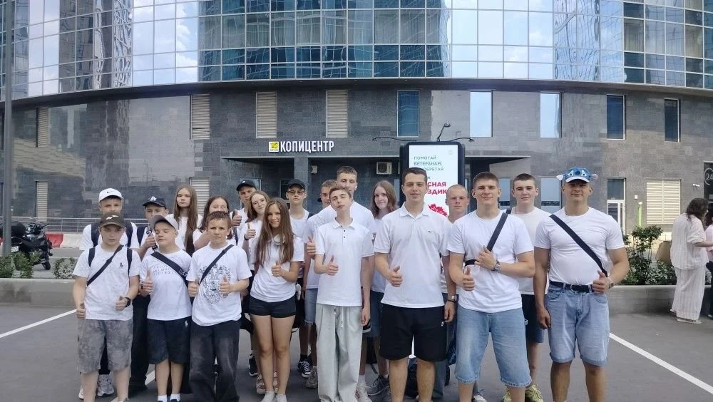 Яркое путешествие кадетов в Москву: День России в столице! 🇷🇺✨
12 июня, в День России, кадеты наше