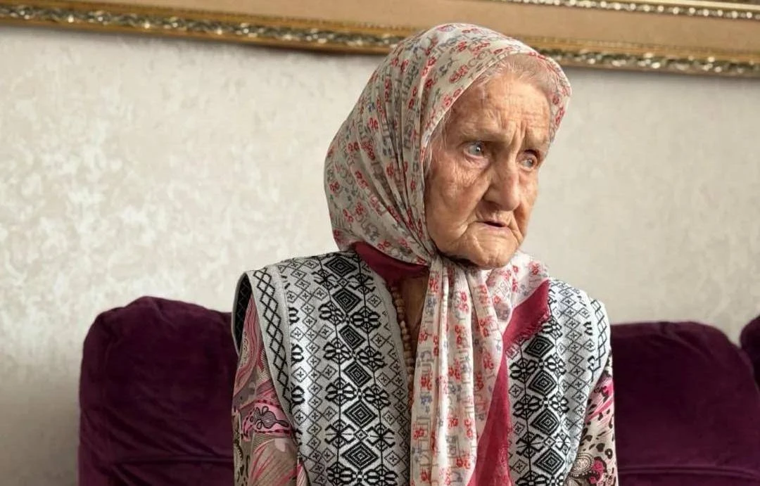В Чечне госпитализировали с переломом руки старейшую жительницу России — 120-летняя Яха...