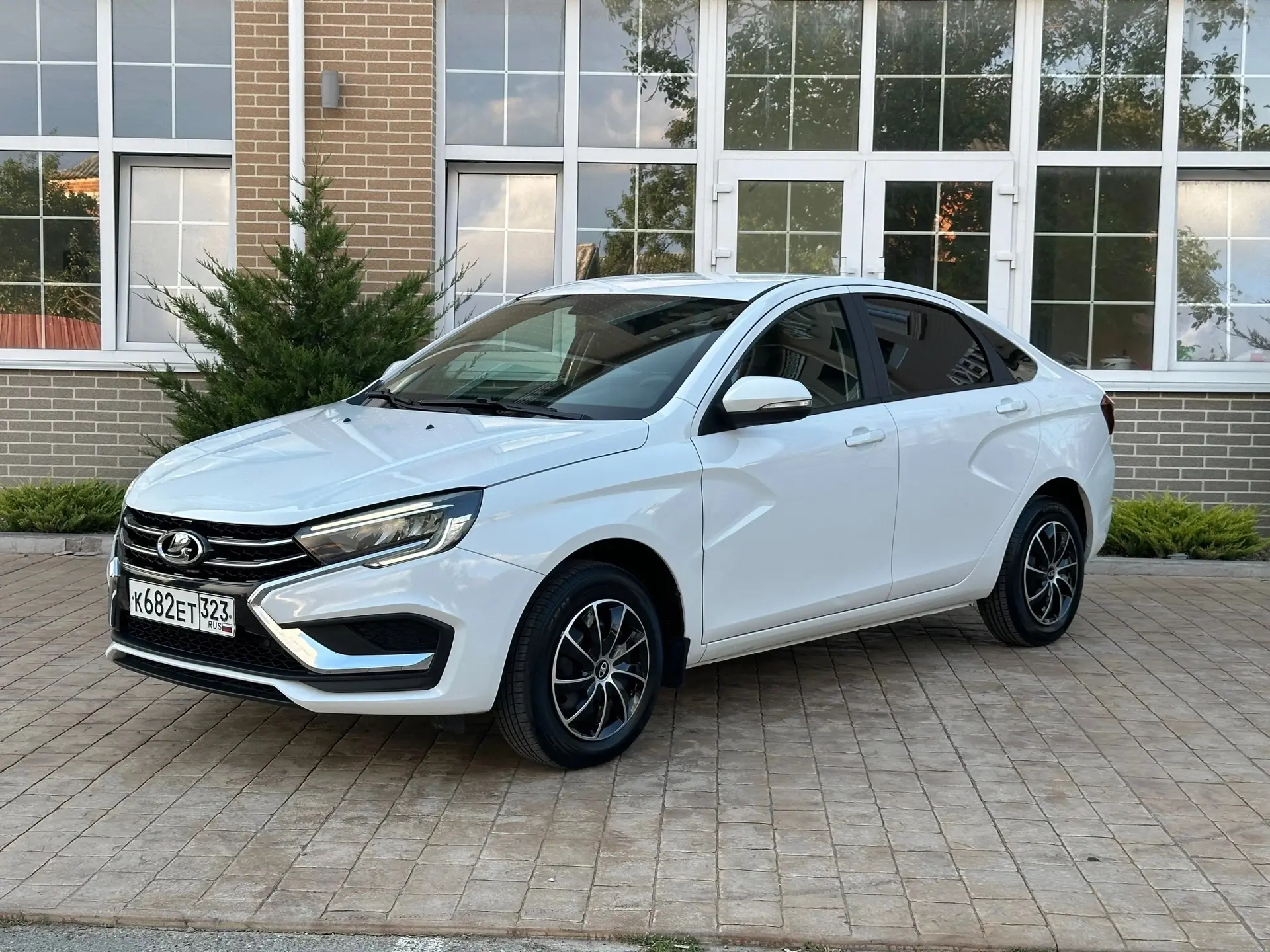 💵925.000р
🚗Пробег 131000
Продаю Лада Веста NG 2023г в хорошем состоянии
Кондиционер,электростеклоп