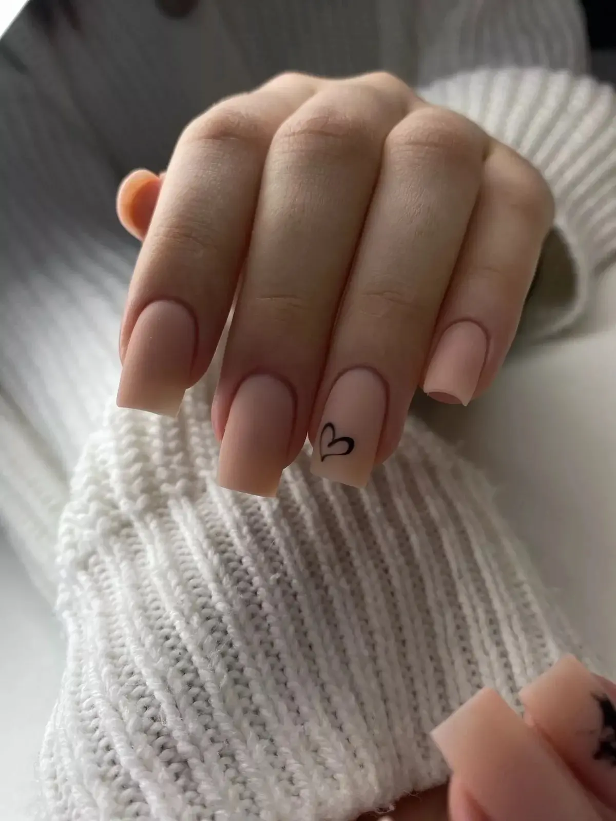 Красота в простоте 🥰  Маникюр 💅