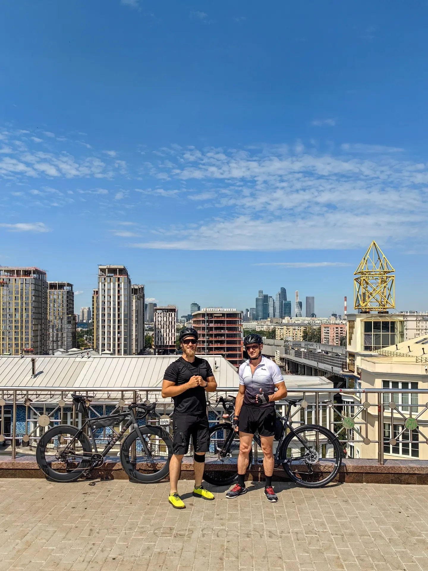 🚴‍♂️ «ВелоКоты» из Мореона, ловим момент ! 😎