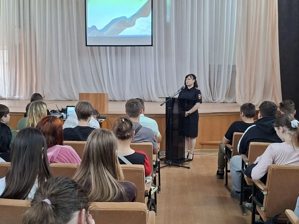 🗓9 июня 2026 года, в преддверии летних каникул, студенты 1-2 курсов Шахунского колледжа приняли уча
