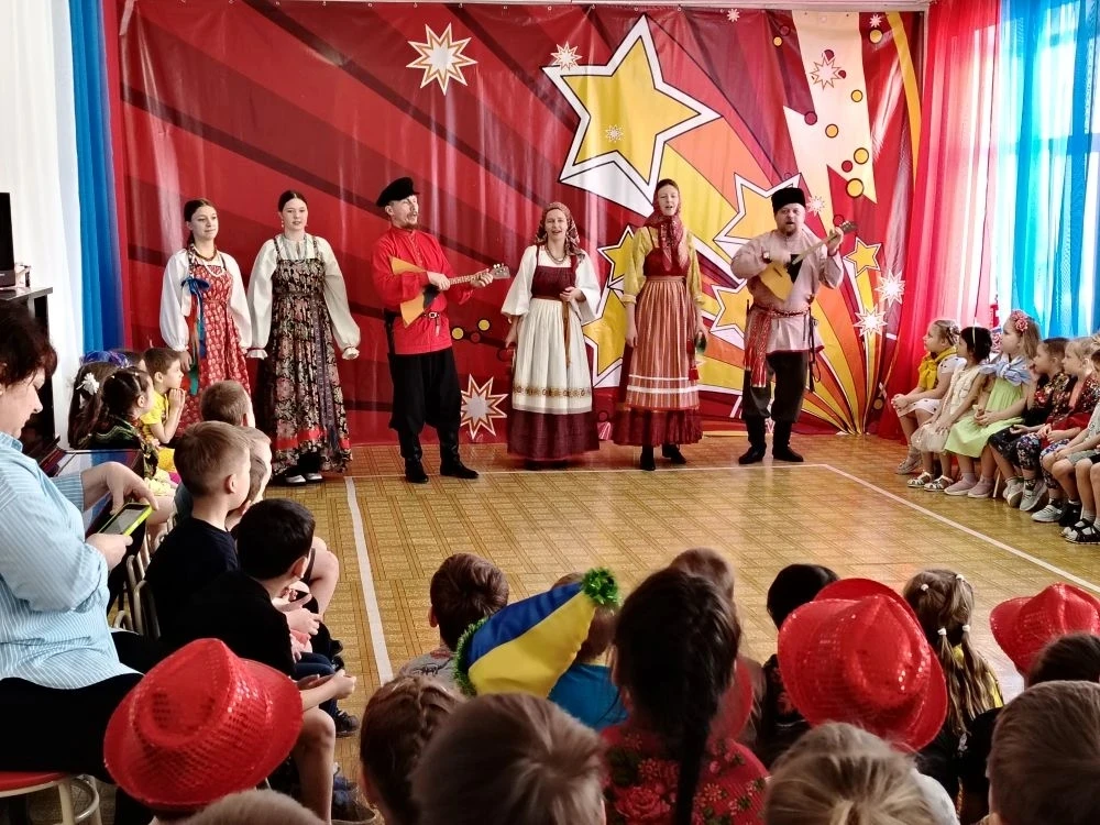 🎉 Праздничная атмосферу Масленицы в нашем детском саду!🎉

Сегодня наши воспитанники погрузились в 
