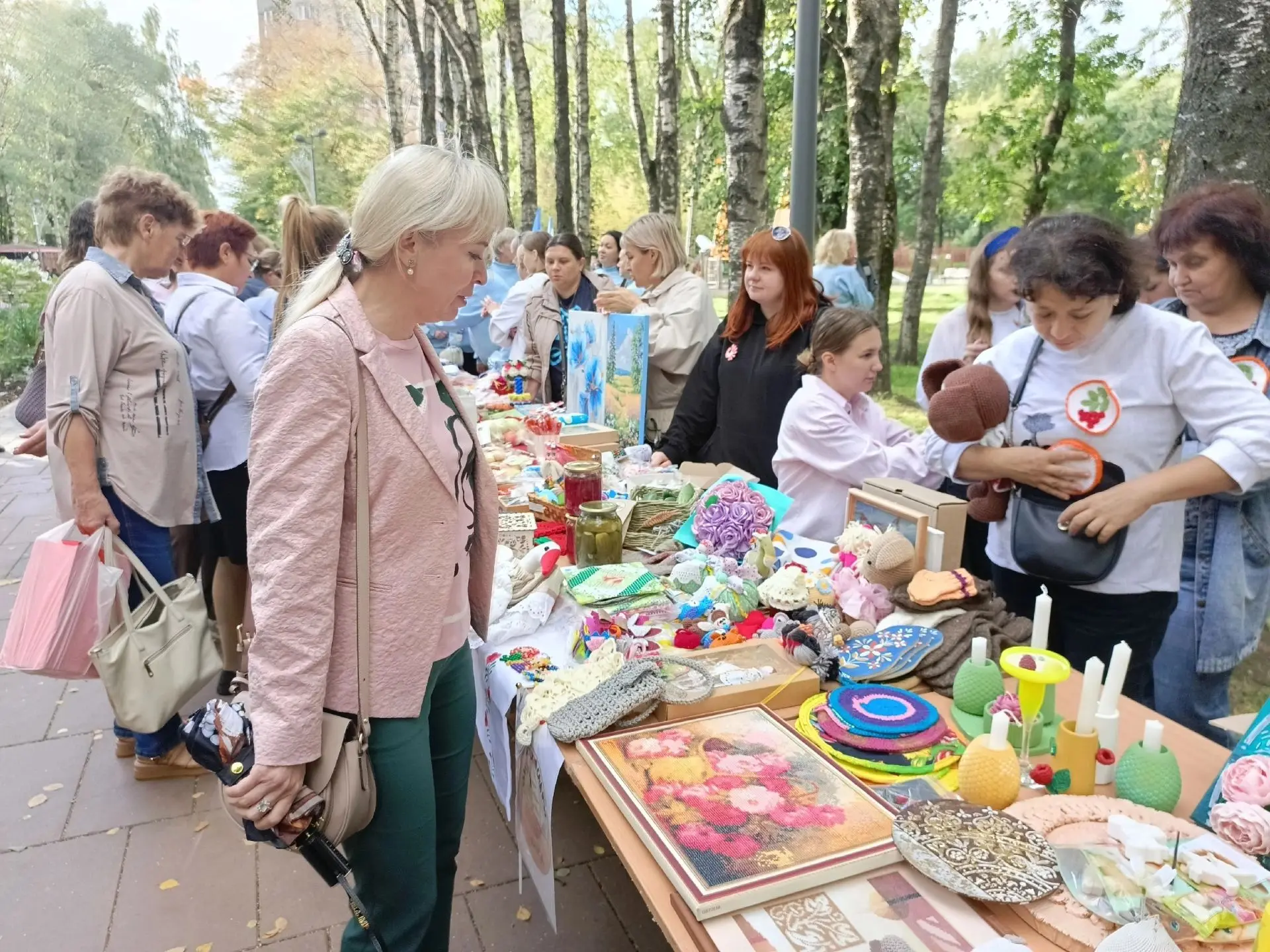 🕊Команда "Дюймовочки" приняла участие в благотворительной ярмарке в поддержку участник...