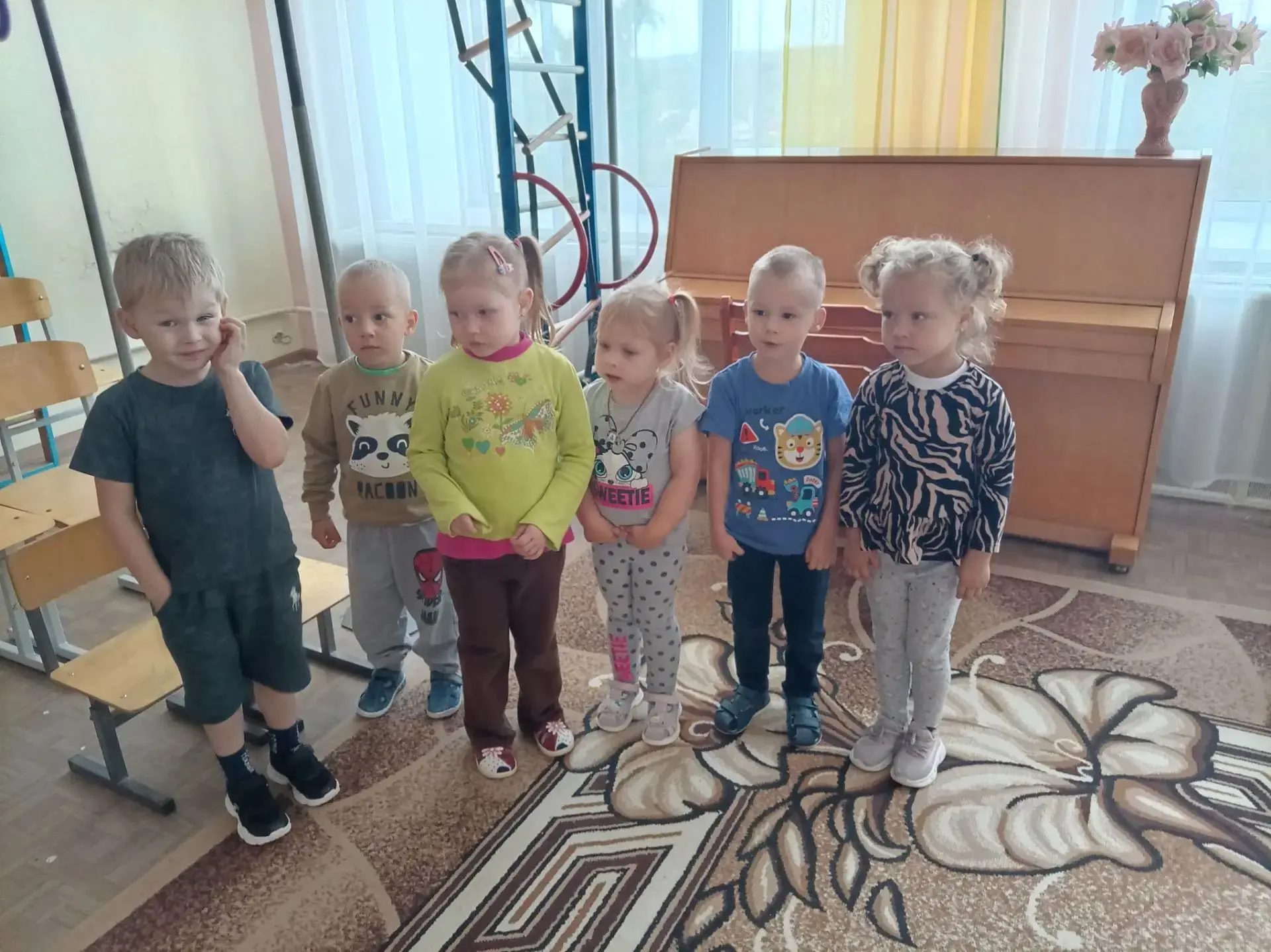 Начался новый учебный год. Самые маленькие дошколята уже выросли и перешли в среднюю гр...