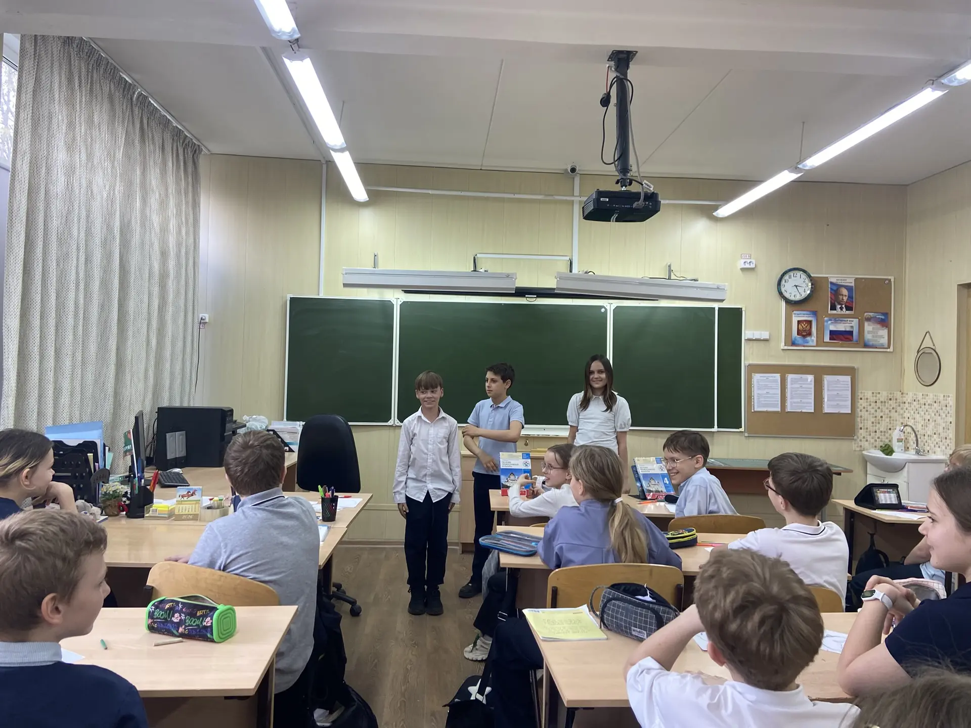 🎨 НЕДЕЛЯ ПСИХОЛОГИИ В МОУ СОШ №12: МАЛЕНЬКИЕ ГЕРОИ БОЛЬШИХ ЭМОЦИЙ  Друзья, наша Неделя психологии до
