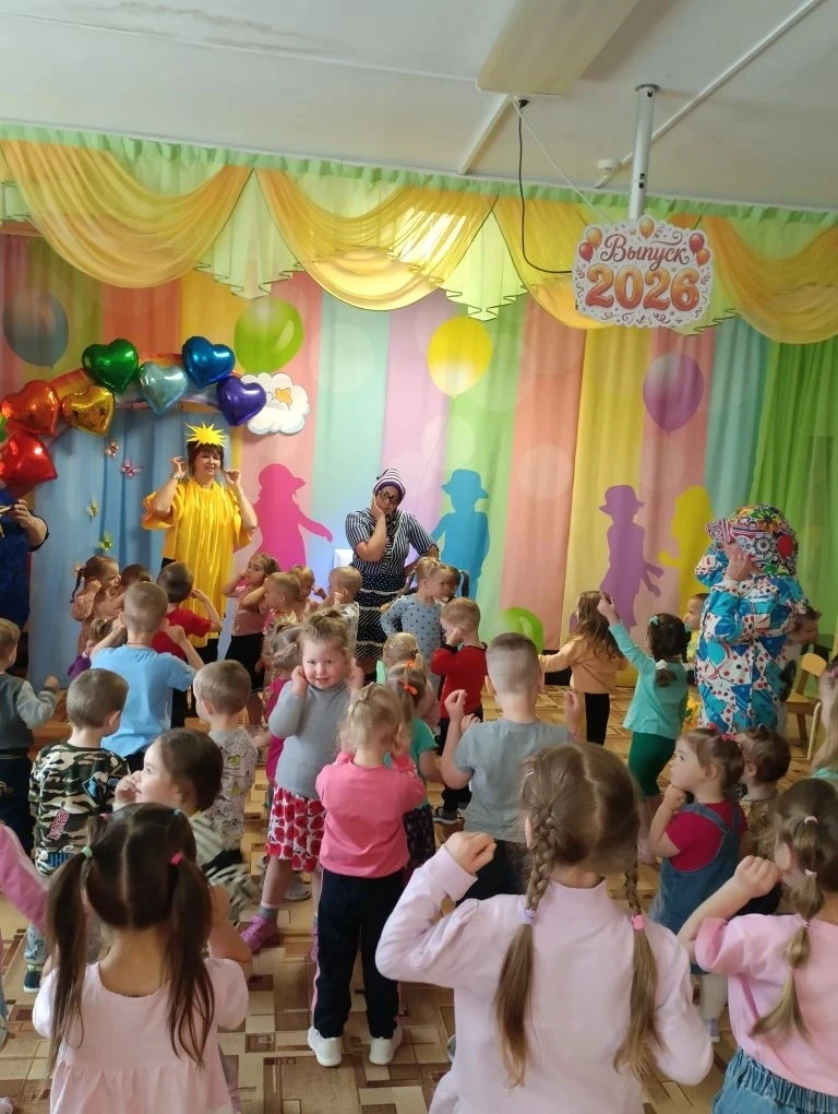Сегодня в первый летний день🤗 в День защиты детей, 😍 в нашем детском саду прошла Праз...