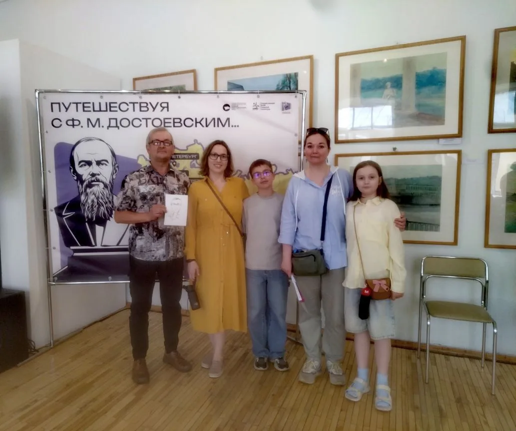 В Санкт-Петербурге уже в 17-й раз проходит ежегодный грандиозный праздник - День Достоевского.
Несмо