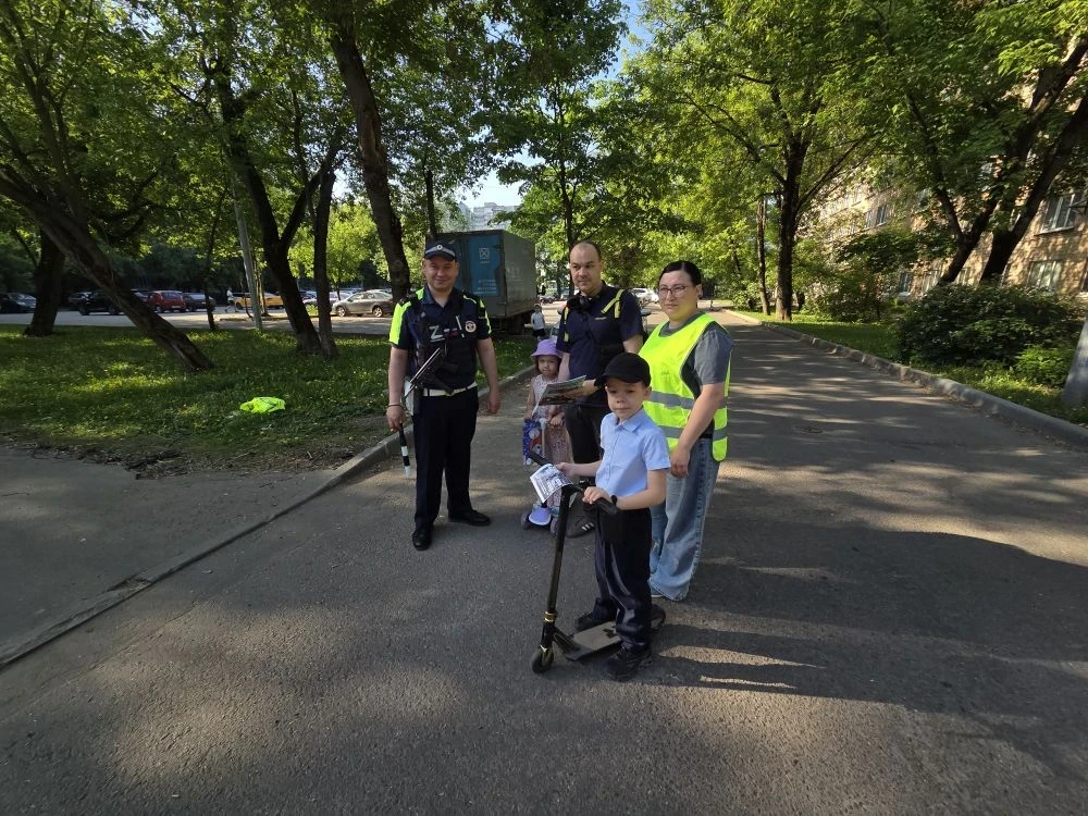 РОДИТЕЛЬСКИЙ ПАТРУЛЬ 🚦  21 мая на базе нашей школы прошла совместная акция по профилактике детского 