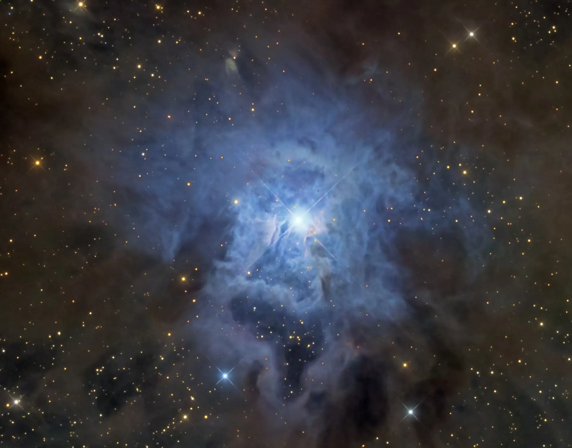 NGC 7023: туманность Ирис [Космокадр 03.09.2021]