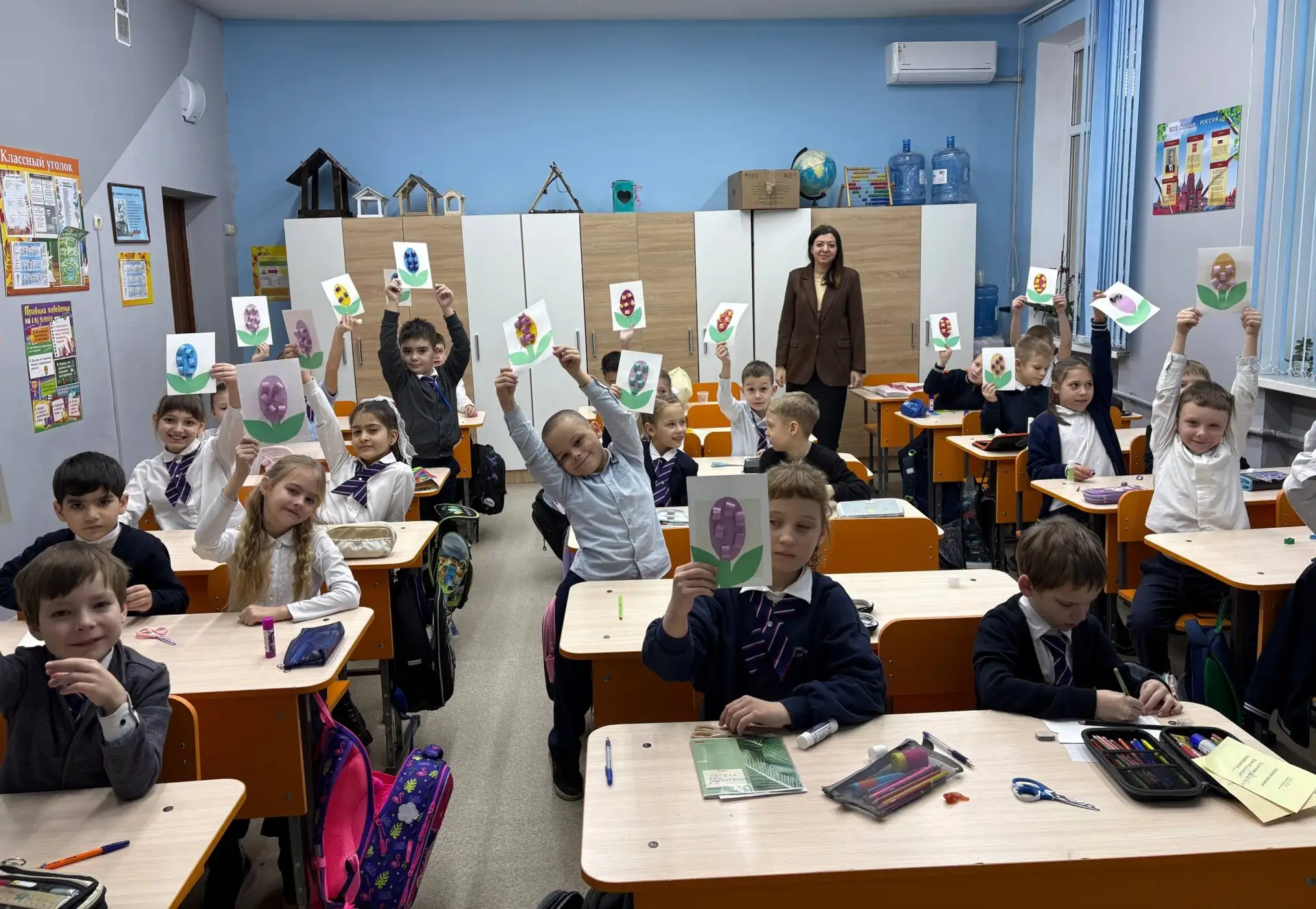💐В преддверии 8 Марта детская библиотека подготовила и провела поэтический калейдоскоп «Слова о маме