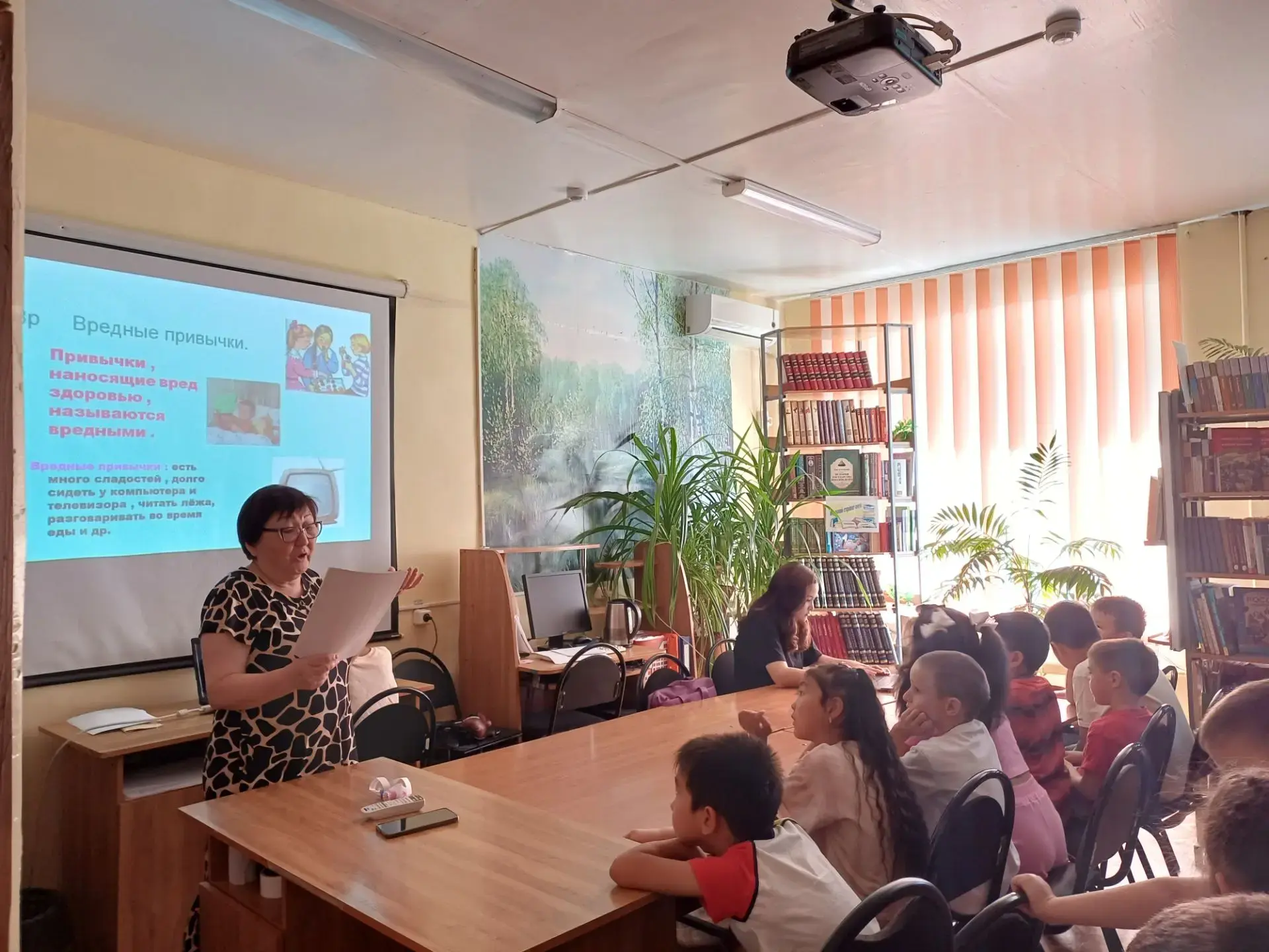 Летняя школа в действии🌞🎨

Дорогие друзья! Наш пришкольный лагерь продолжает работу, наполненную я