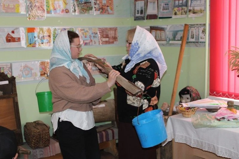 Россия раскинулась на тысячи и тысячи километров. Есть заснеженные просторы севера, тёп...