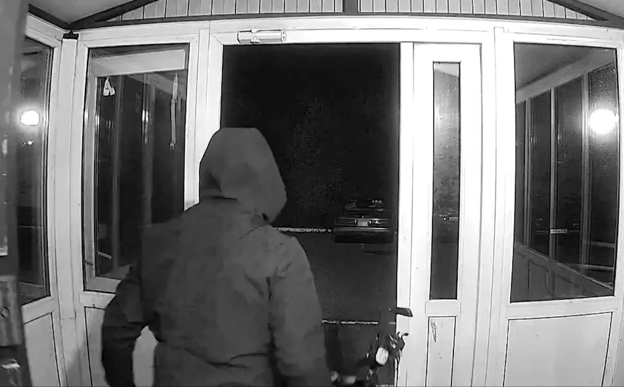 В Новокузнецке 22-летний местный житель украл велосипед из подъезда. Сумма ущерба соста...