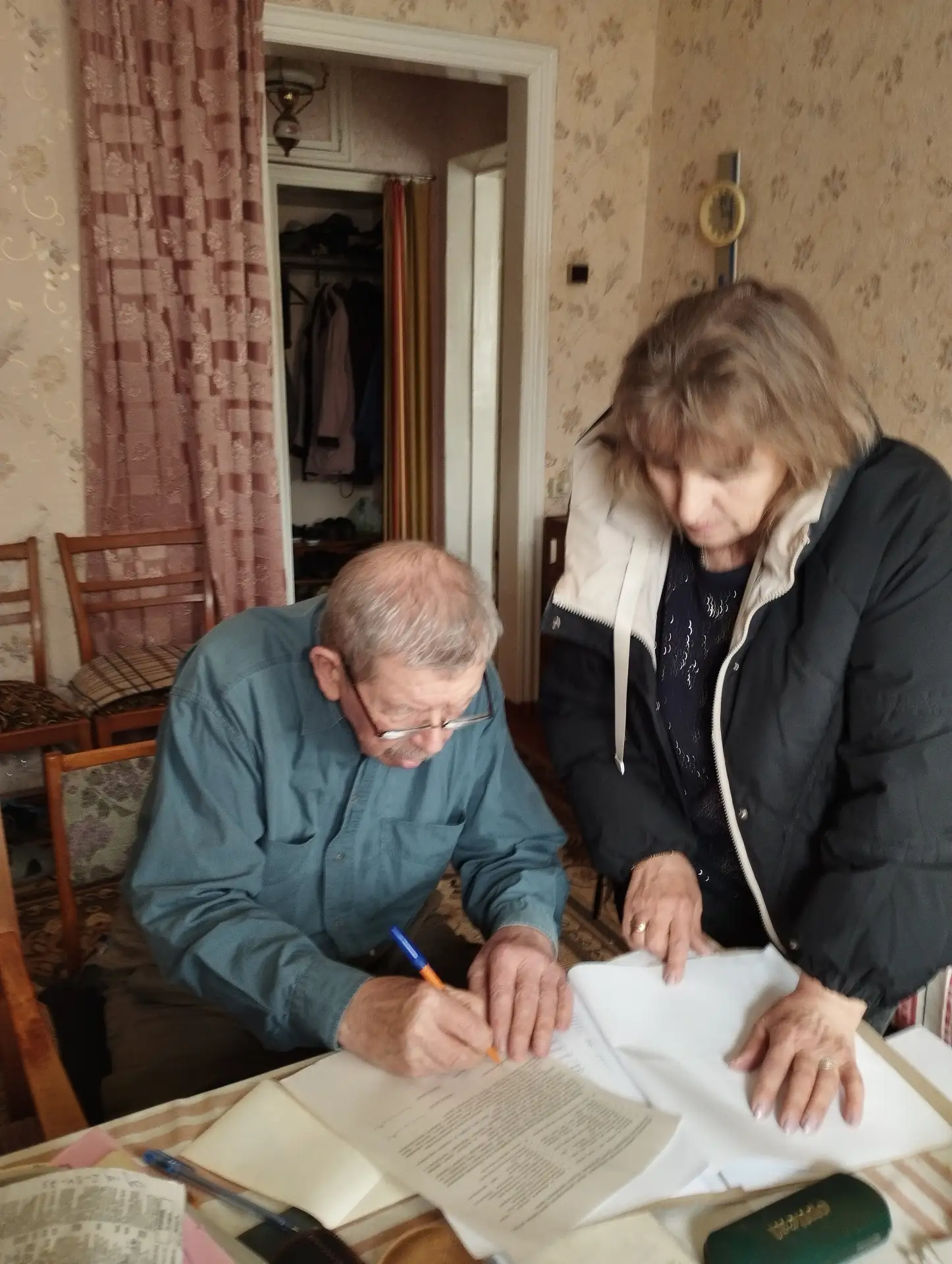 Филиалами ГКУ ЛНР «Республиканский центр социальной защиты населения»  начат прием заявлений и докум