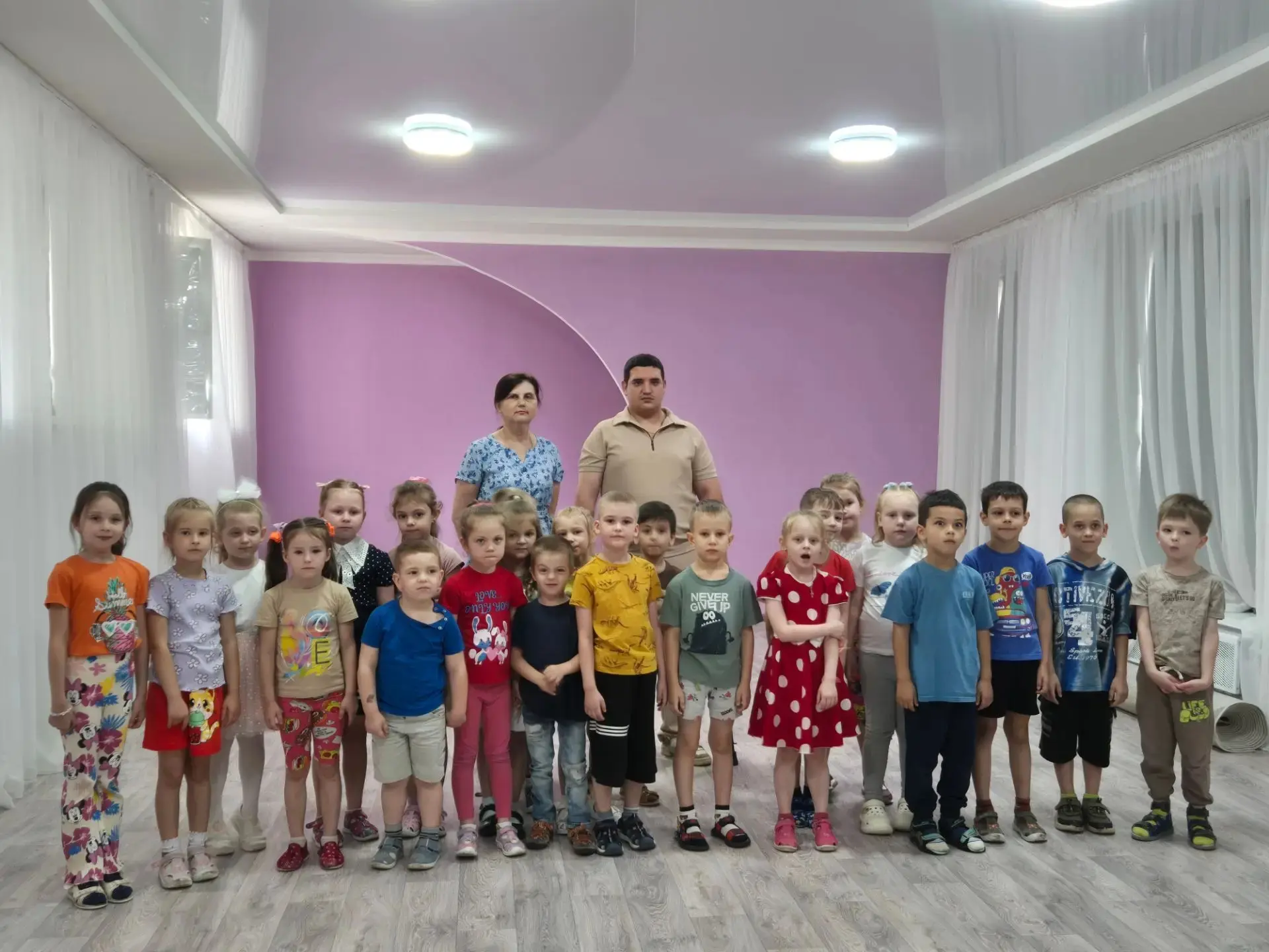 Память юных сердец: "Солнышко" помнит о 22 июне - Дне памяти и скорби 🕯️

Сегодня, 19 июня 2026 год