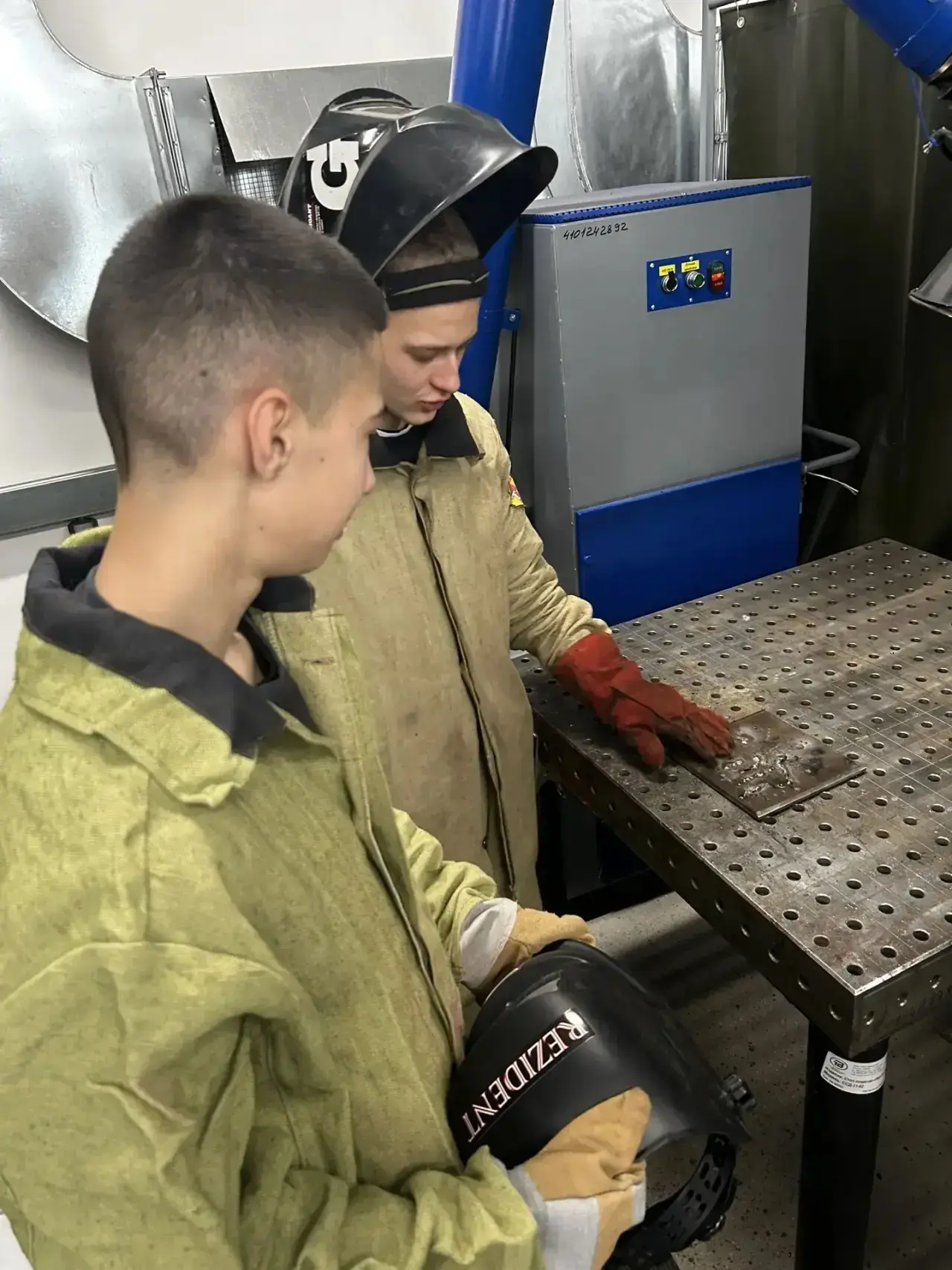 В рамках всероссийского профориентационного проекта «Россия — мои горизонты» учащиеся 8Б класса посе