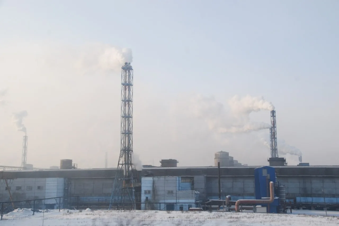 В Братске в 2025 году продолжались наблюдения за атмосферными выпадениями соединений фтора в зоне вл