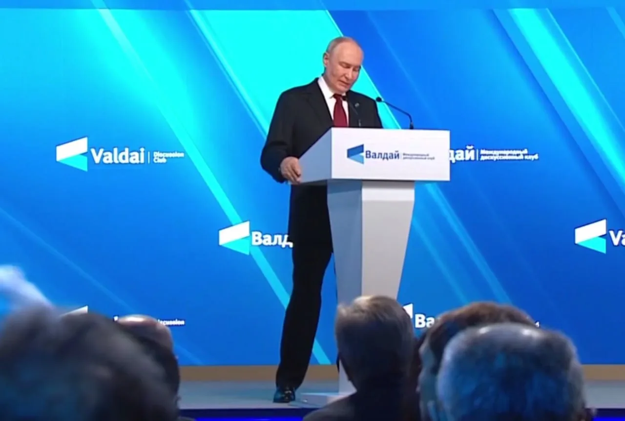 "Ошибаться может каждый, но настаивать на ошибке — только идиот", — Владимир Путин о пр...