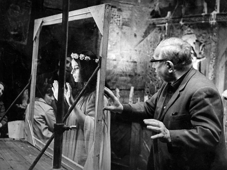 🎬 Александр Птушко и Наталья Варлей на съёмках фильма «Вий» (1967 г.). Павильон киност...