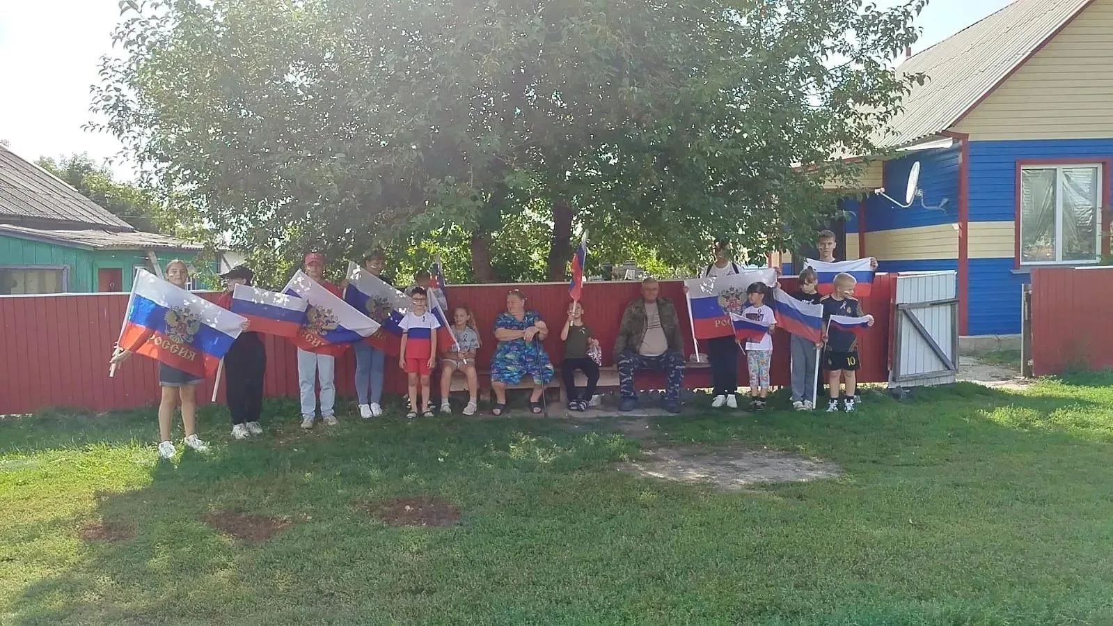 🇷🇺 Под флагом единства – именно так прошёл День Государственного флага России в селе ...