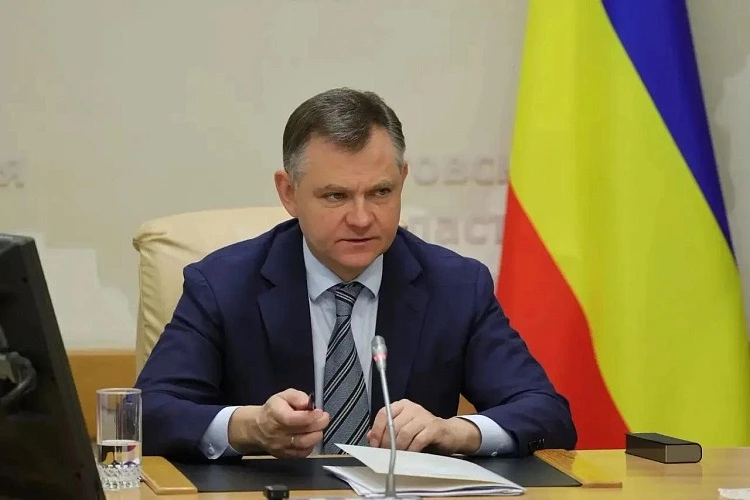 Губернатор Юрий Слюсарь: все службы стянуты к местам падения БПЛА в Азове и Таганроге