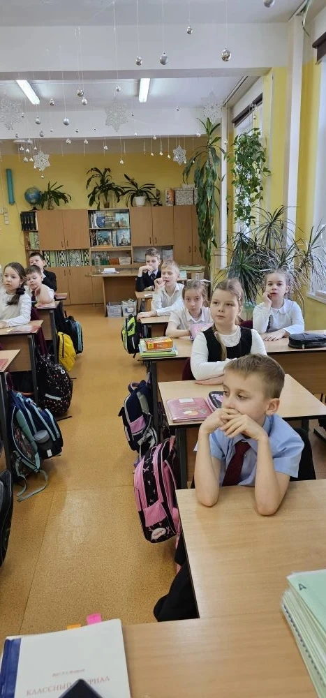 💫На этой неделе советник директора по воспитанию провела в 2 и 3 классах книжное лото, приуроченное 