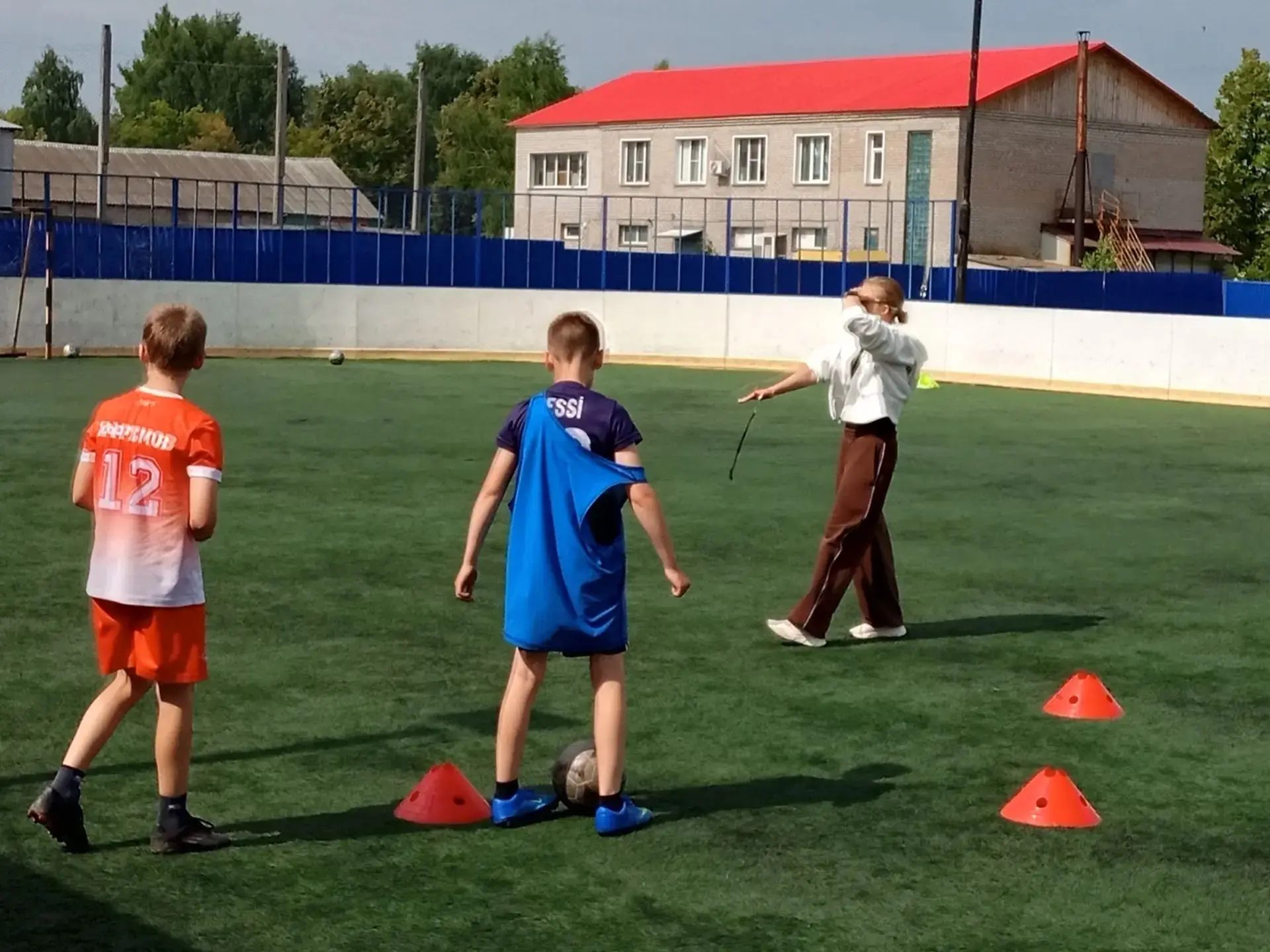 На базе физкультурно-оздоровительного комплекса началась вторая смена спортивно-оздоровительного лаг