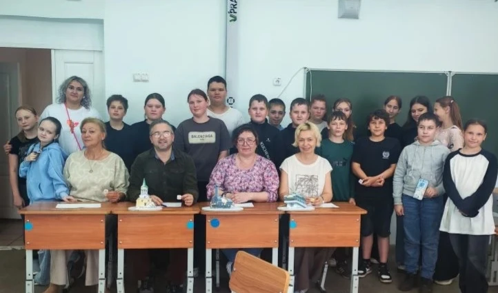 Вот и прошла защита первых проектов в инженерном лагере «ТЕХНОСМЕНА»! 🎉

Наши ребята погрузились в 