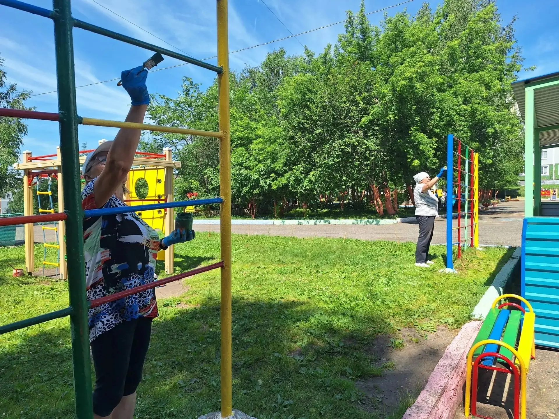 В рамках подготовки к новому учебному году в дошкольном учреждении проводится комплекс ремонтных.
По