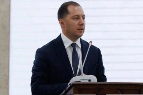 ❗️От пациентов поступали жалобы: министр здравоохранения Башкирии наказал двух главврачей

Министр з